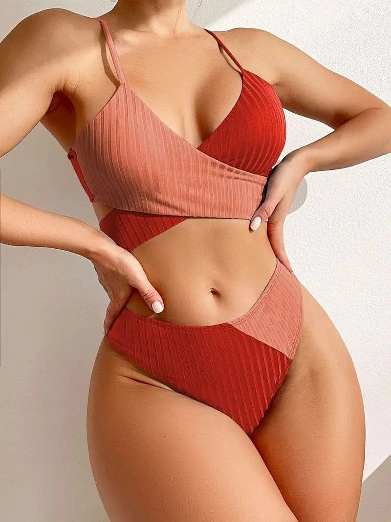Bikini Côtelé Beige Asymétrique : Élégance et Style Moderne pour Votre Été Rouge / S