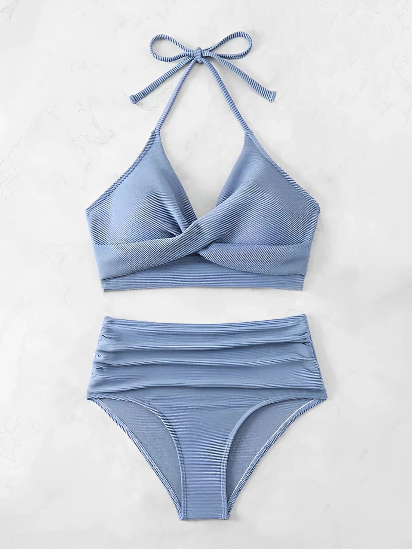 Bikini Deux Pièces Vif Style Croisé – Élégance et Confort pour Vos Moments d'Été