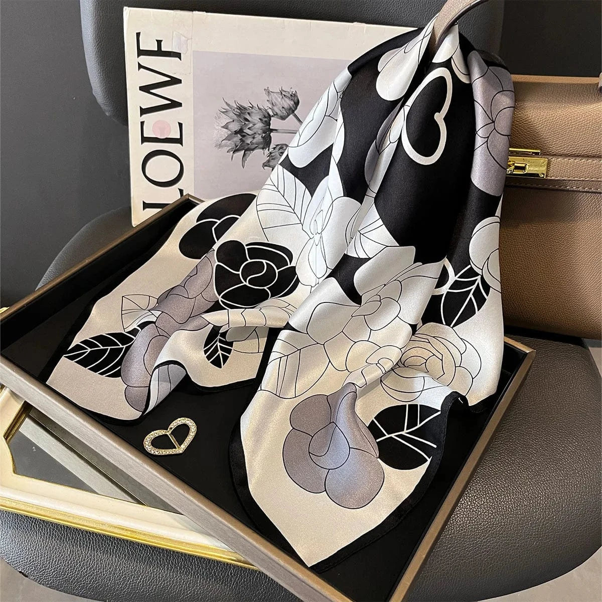 Carré 100% Soie Foulard Carré de Soie Premium 70x70cm