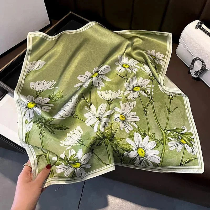 Carré 100% Soie – foulard carré en soie imprimé floral couture 53x53cm