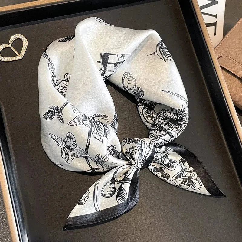 Carré 100% Soie - foulard noir et blanc motif architectural femme 53x53cm