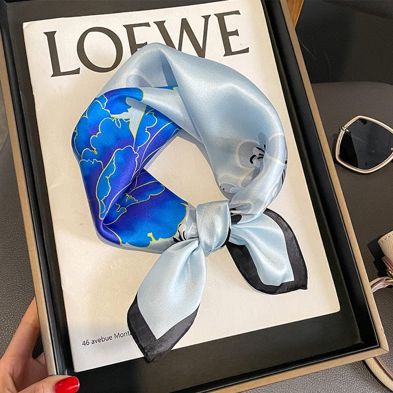 Carré 100% Soie Pivoine Bleu 53x53CM