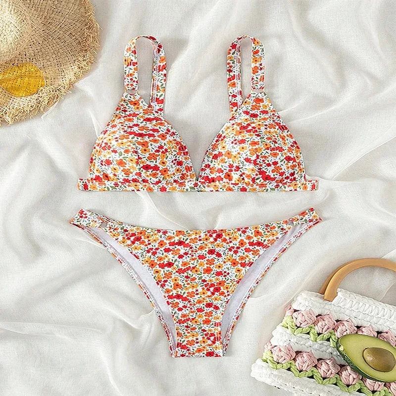 Évasion Tropicale : Bikini Floral Exotique Deux Pièces pour un Été Ensoleillé Jaune / S