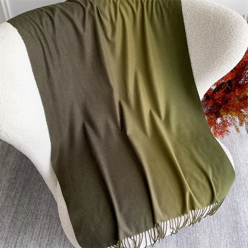 Echarpe Acrylique Olive Dégradé - Écharpe longue en acrylique, dégradé olive kaki, drapé léger