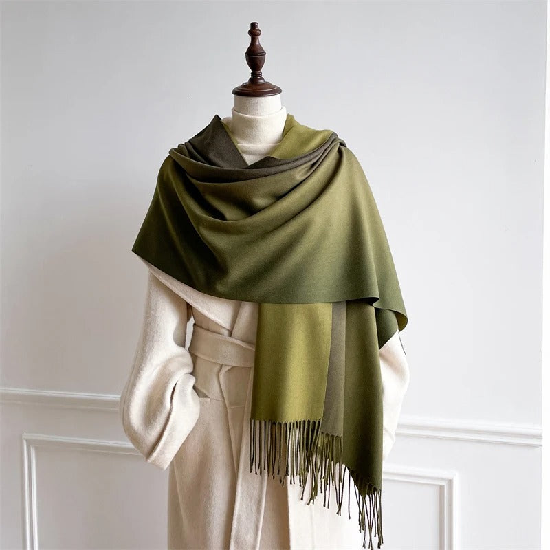 Echarpe Acrylique Olive Dégradé - Écharpe longue en acrylique, dégradé olive kaki, drapé léger