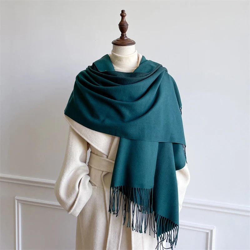 Echarpe Acrylique bleu-vert profond – Teal uni, dégradé subtil, franges fines